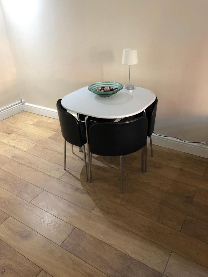 Big Room Rusholme With Tv And Private Bathroom-Parking&Wifi Mánchester Exterior foto
