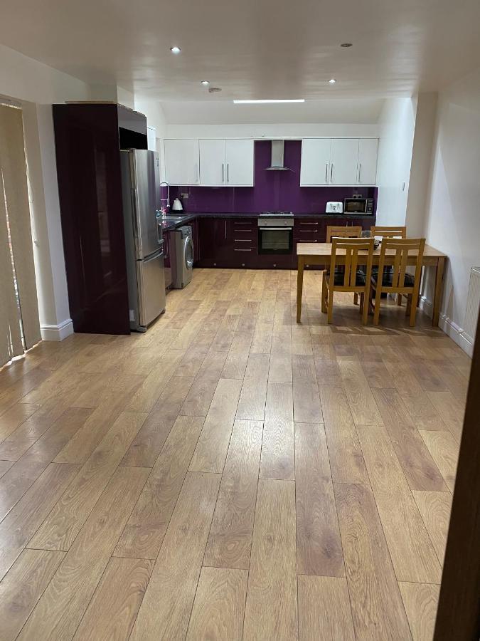 Big Room Rusholme With Tv And Private Bathroom-Parking&Wifi Mánchester Exterior foto